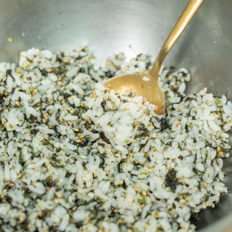 Mixed Rice With Seaweed (9) Mixed Rice With Seaweed (9)